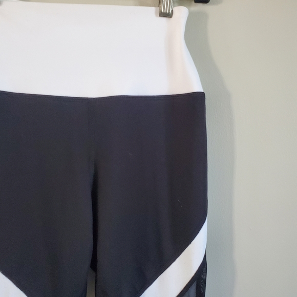 Nova Sport leggings NEW black and white sz XS color block - Picture 3 of 11
